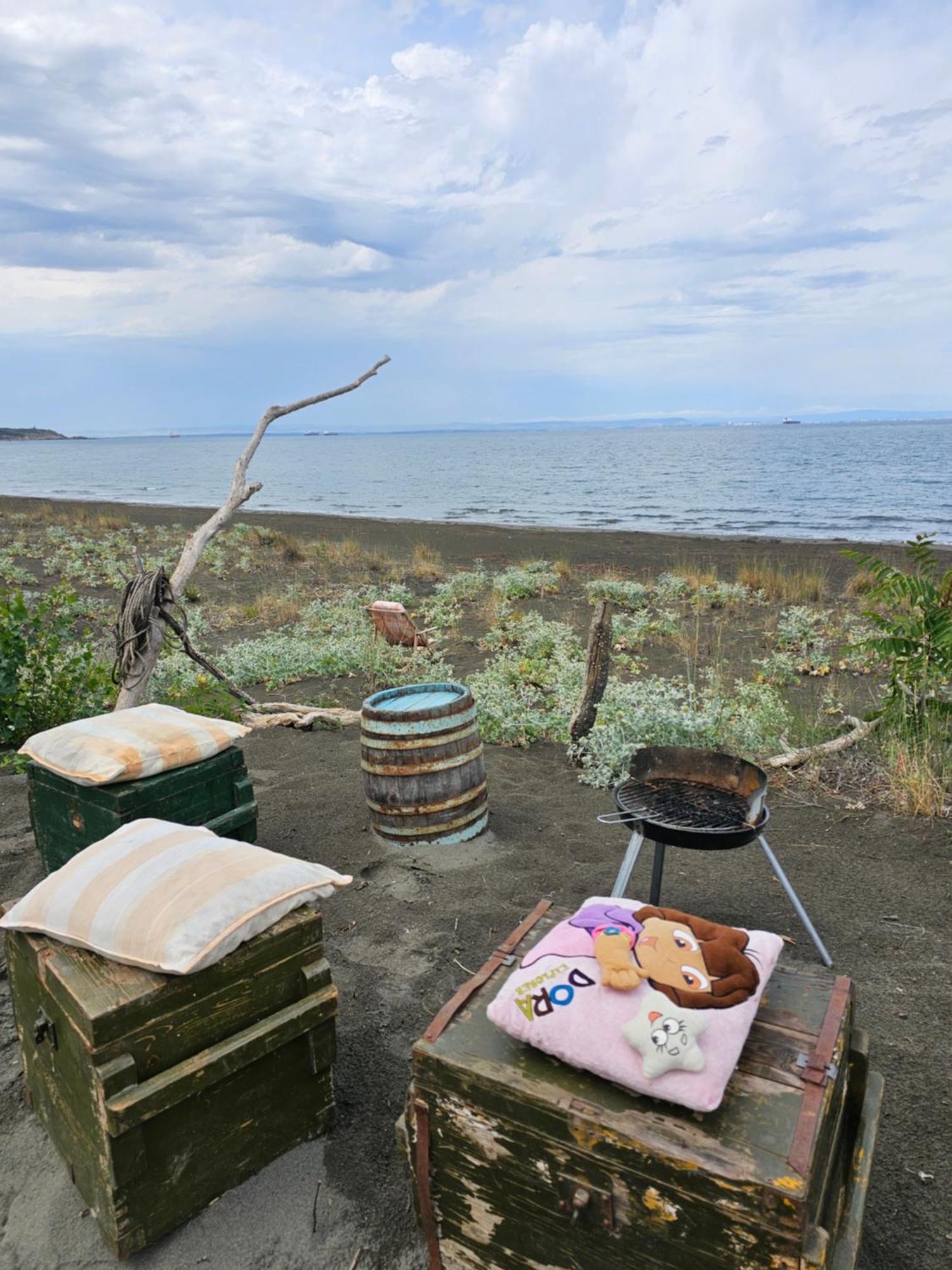 Beachfront Caravans Черноморец Екстериор снимка