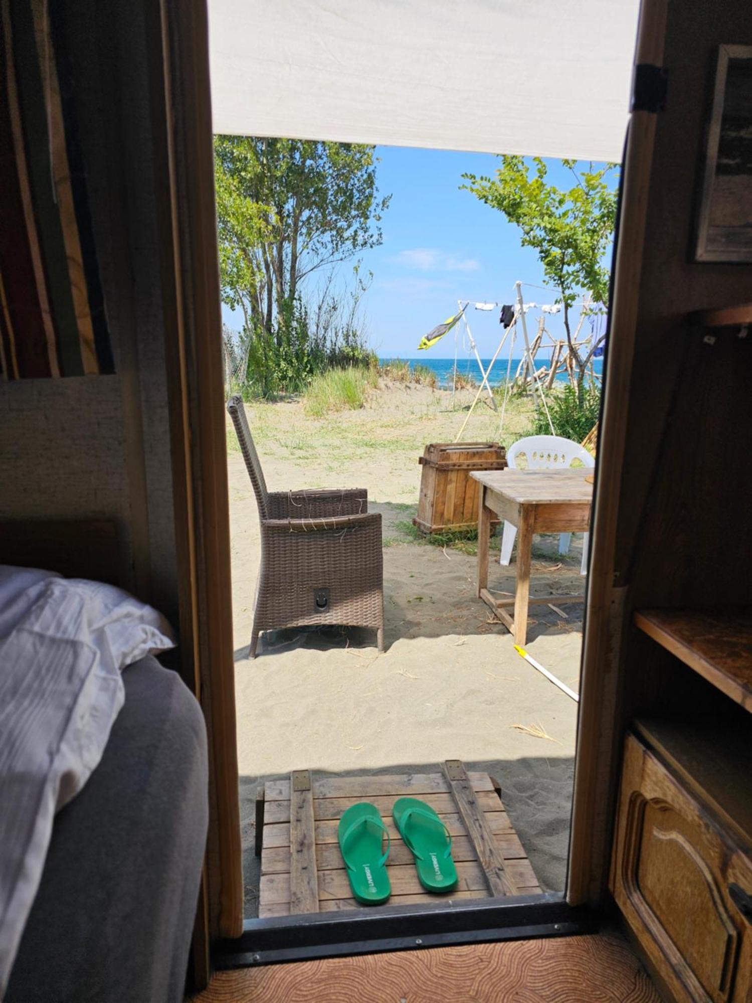 Beachfront Caravans Черноморец Екстериор снимка